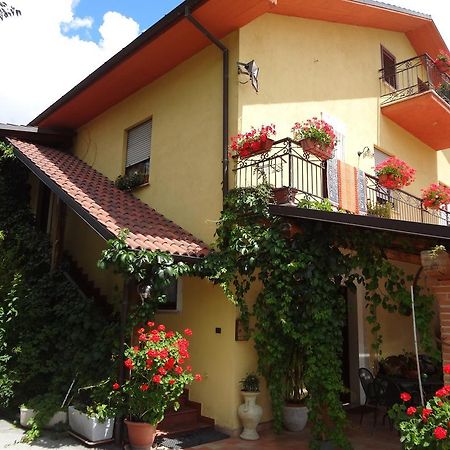 Le Stanze Di Bacco Cagnano Amiterno Exterior foto