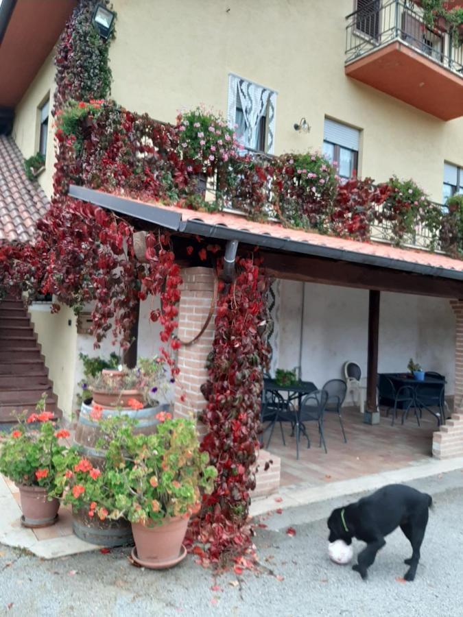 Le Stanze Di Bacco Cagnano Amiterno Exterior foto