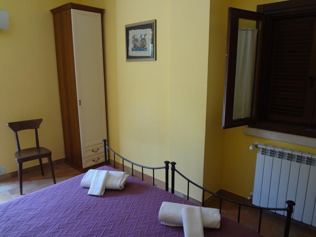 Le Stanze Di Bacco Cagnano Amiterno Quarto foto