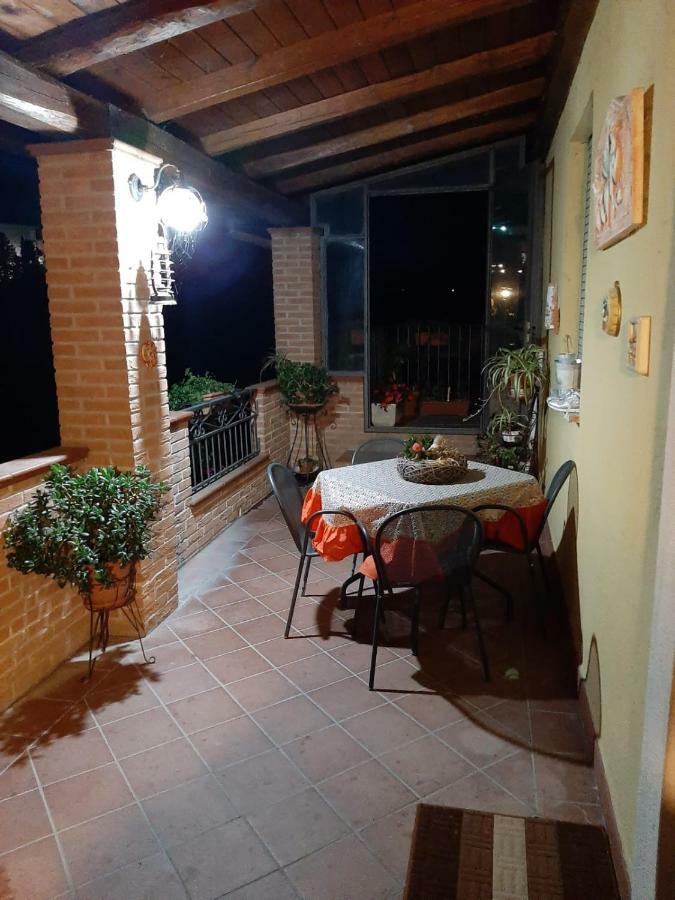 Le Stanze Di Bacco Cagnano Amiterno Exterior foto